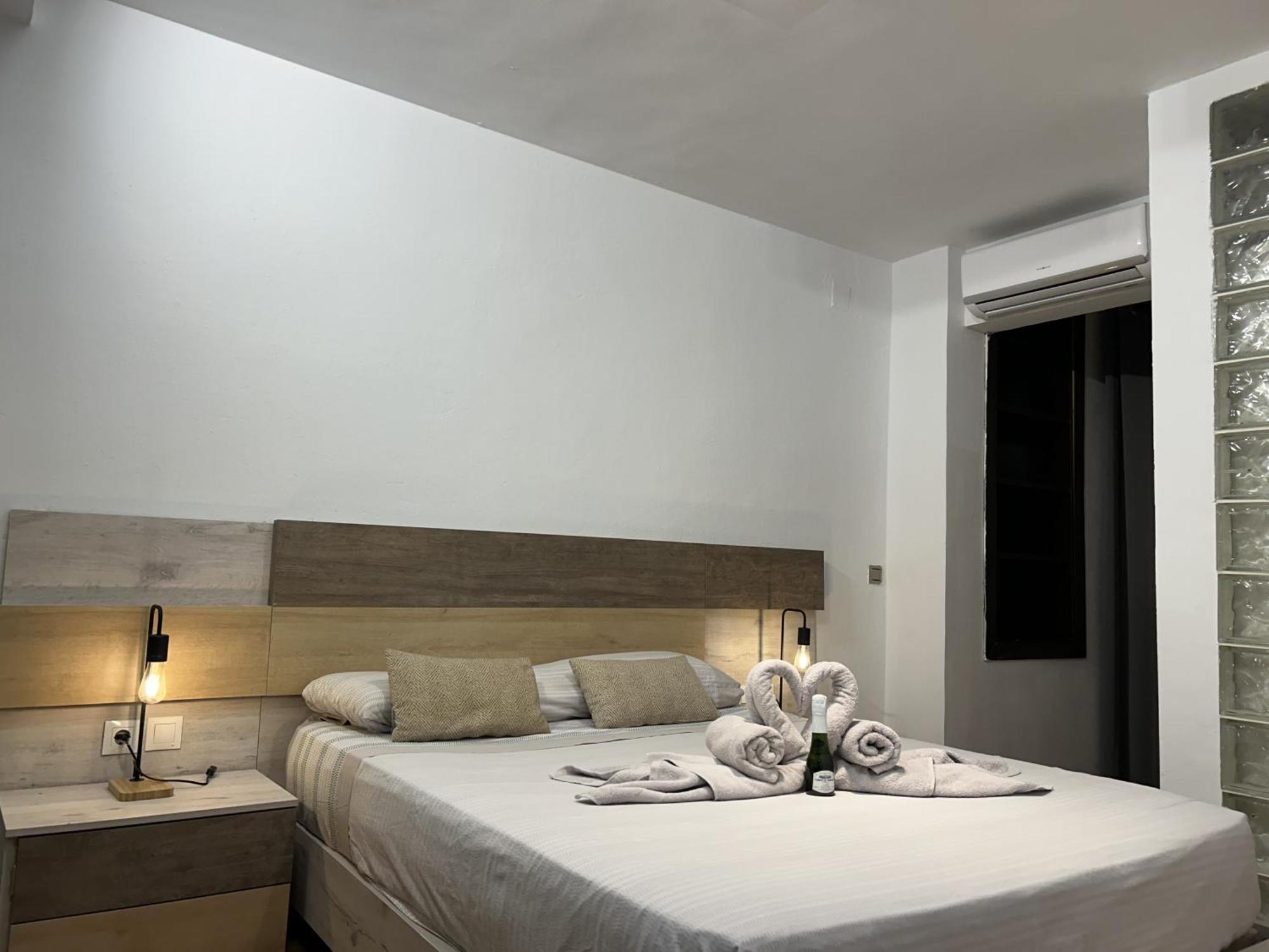 Lujo A Tu Alcance Con Spa Y Garaje Pleno Centro Huelva Exteriér fotografie