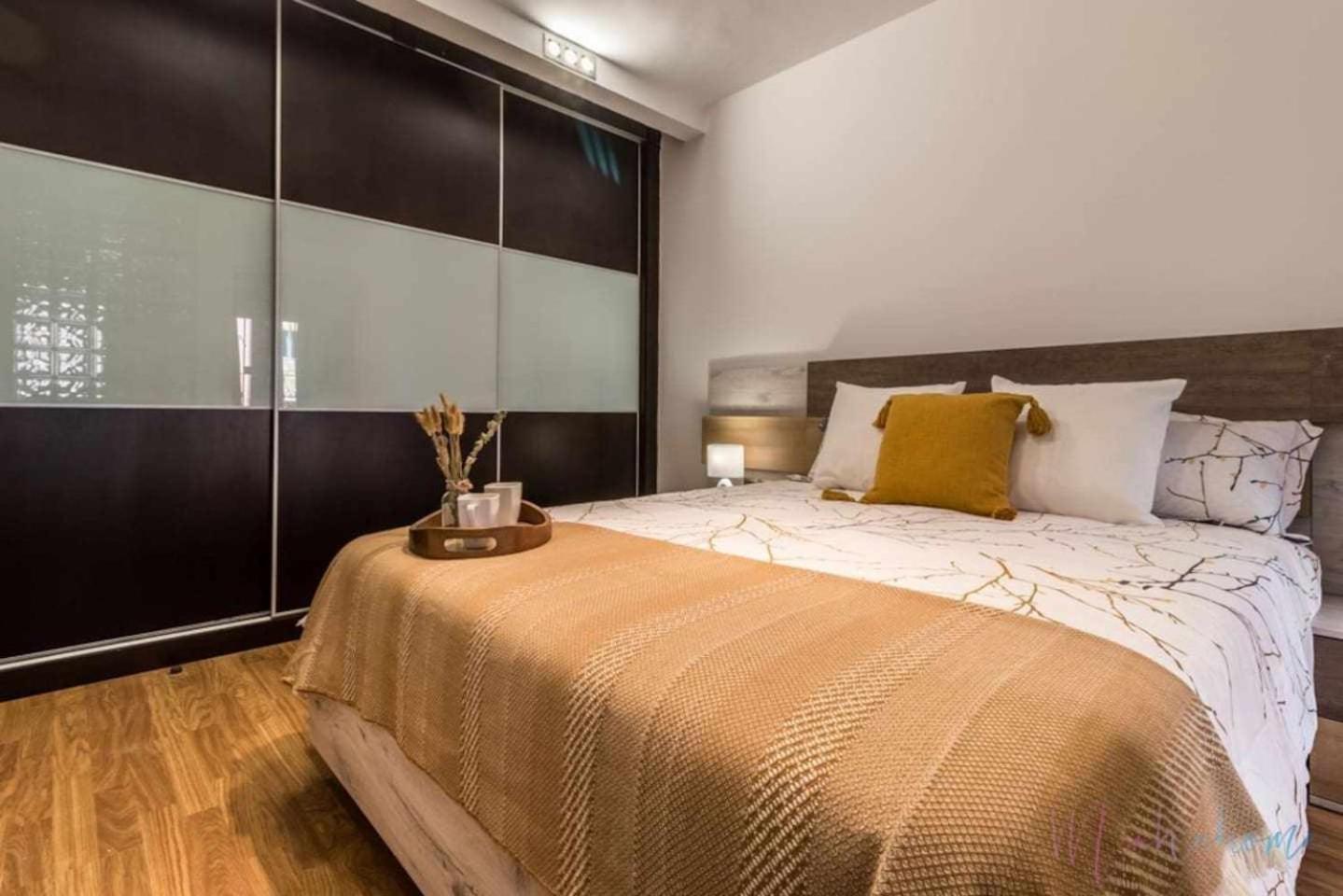 Lujo A Tu Alcance Con Spa Y Garaje Pleno Centro Huelva Exteriér fotografie