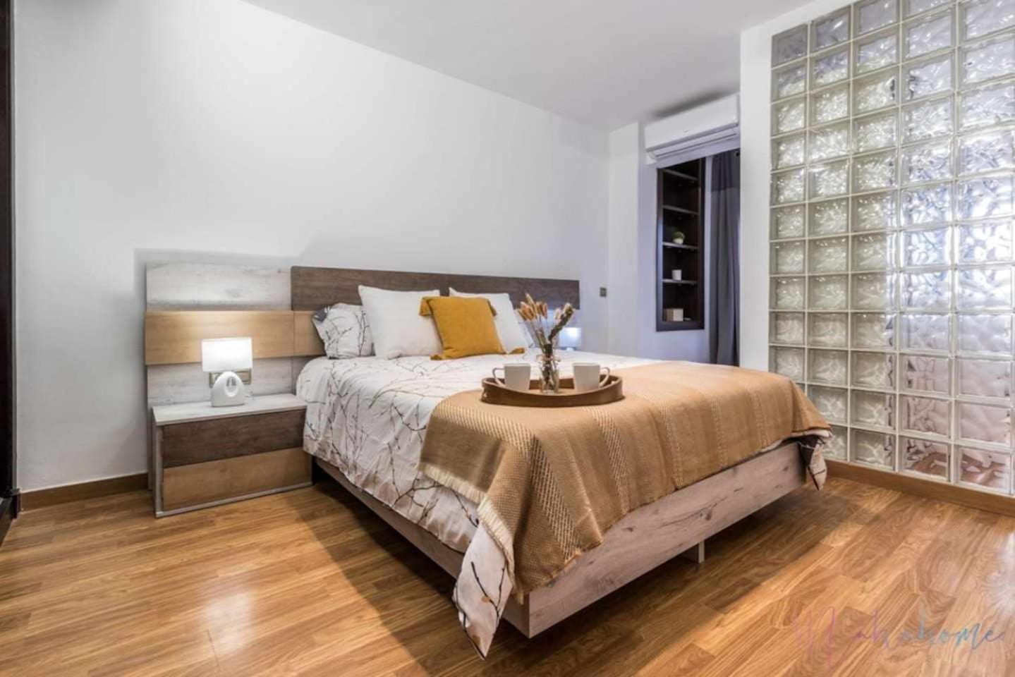 Lujo A Tu Alcance Con Spa Y Garaje Pleno Centro Huelva Exteriér fotografie